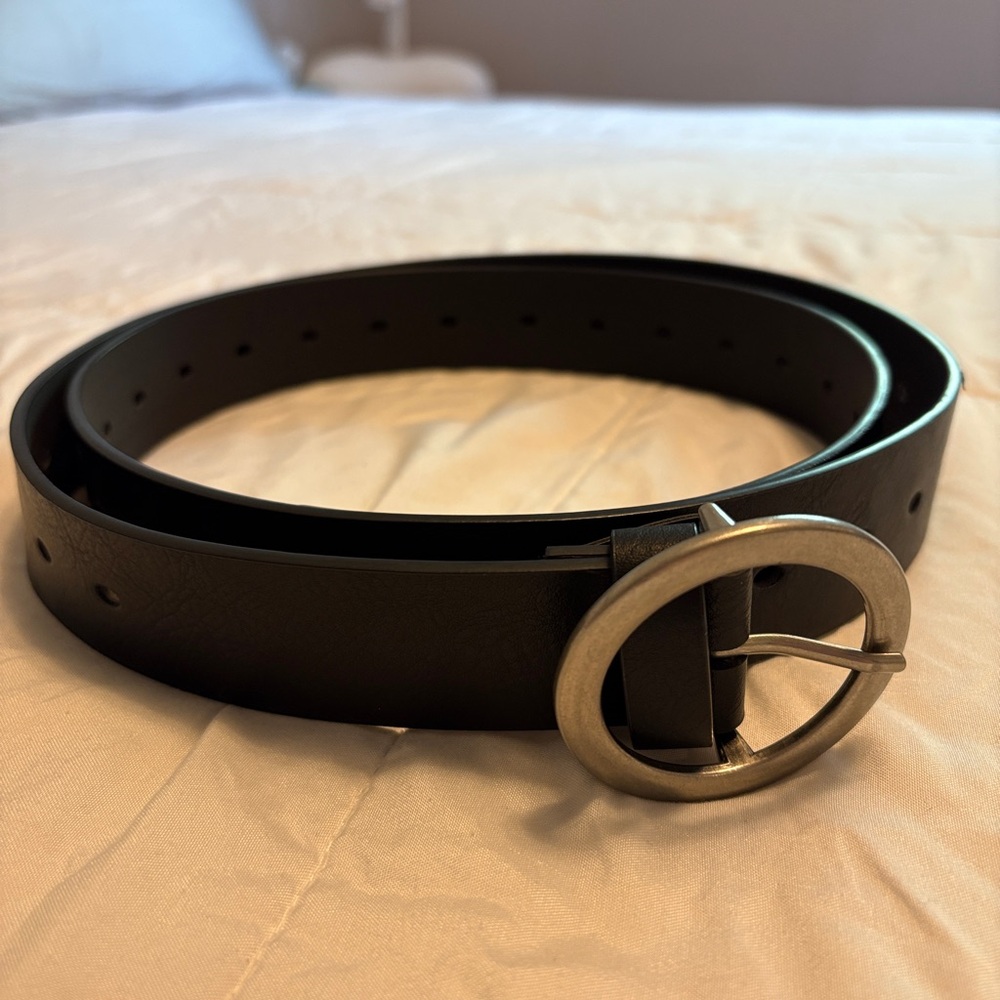 Women’s Plus Size Black Faux Leather Belt
